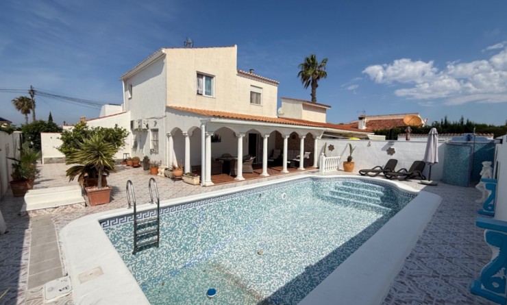 Wederverkoop - detached_house - Torrevieja - Costa Blanca Sur