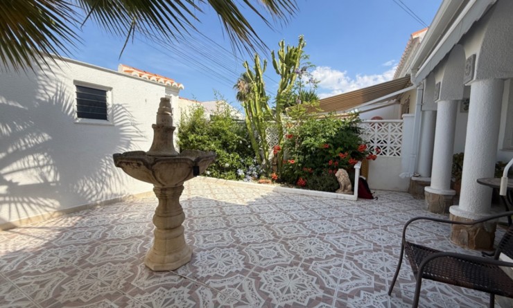 Wederverkoop - detached_house - Torrevieja - Costa Blanca Sur