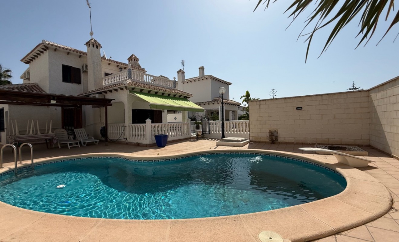 Sale - detached_house - Orihuela - Costa Blanca Sur