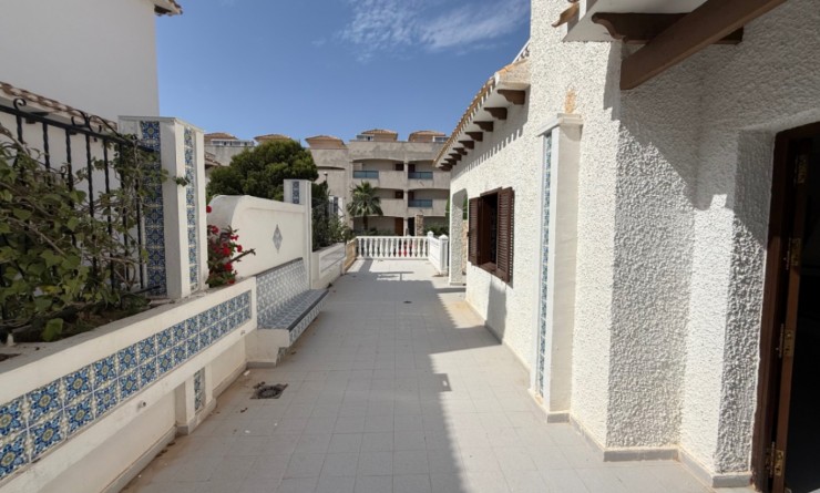 Sale - detached_house - Orihuela - Costa Blanca Sur