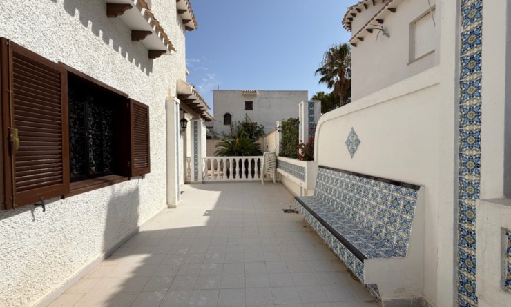 Sale - detached_house - Orihuela - Costa Blanca Sur
