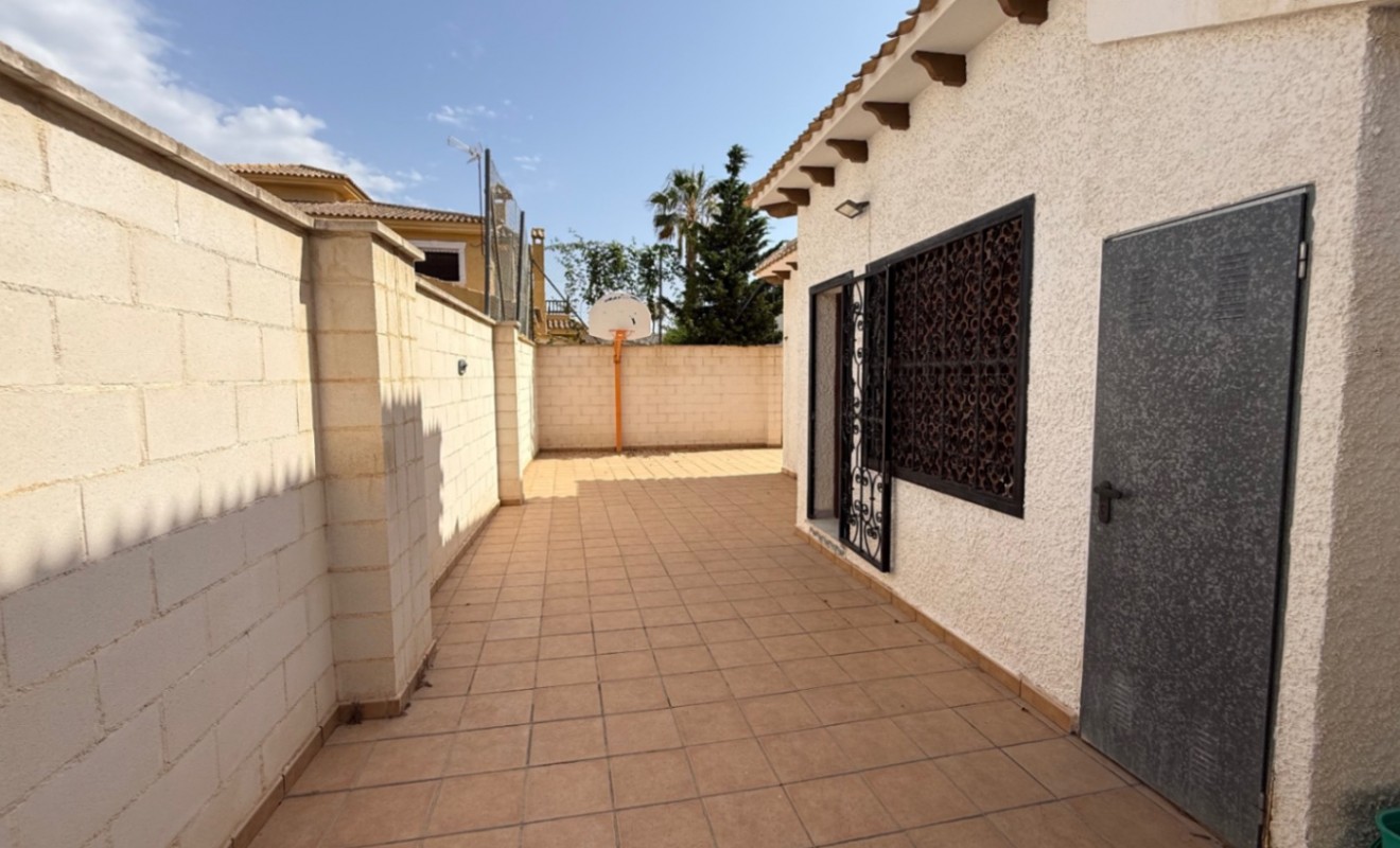 Sale - detached_house - Orihuela - Costa Blanca Sur