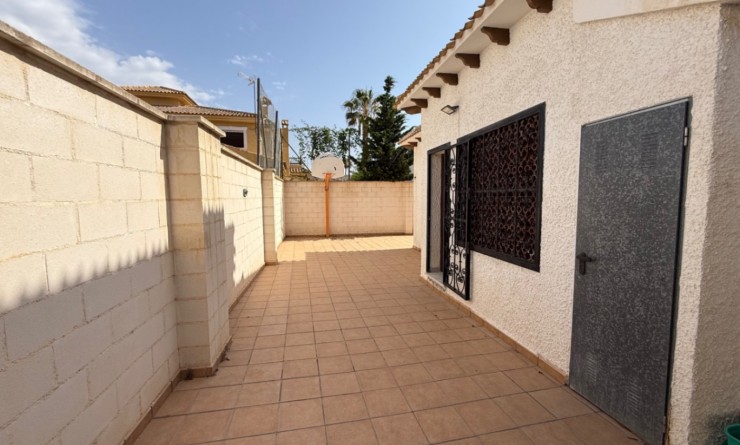 Sale - detached_house - Orihuela - Costa Blanca Sur