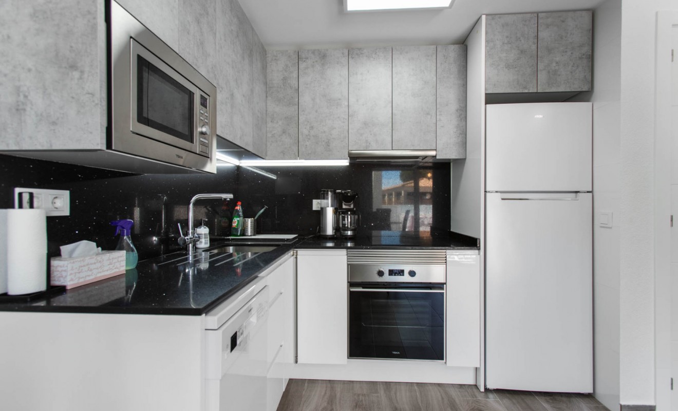 Wederverkoop - Duplex apartment - Torrevieja - Lago jardin