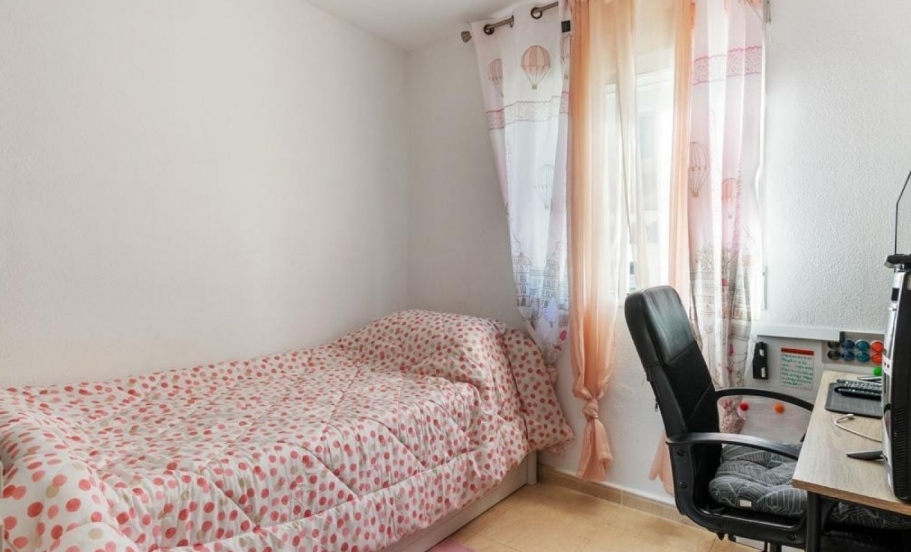 Wederverkoop - Detached villa - Orihuela Costa - Villamartín