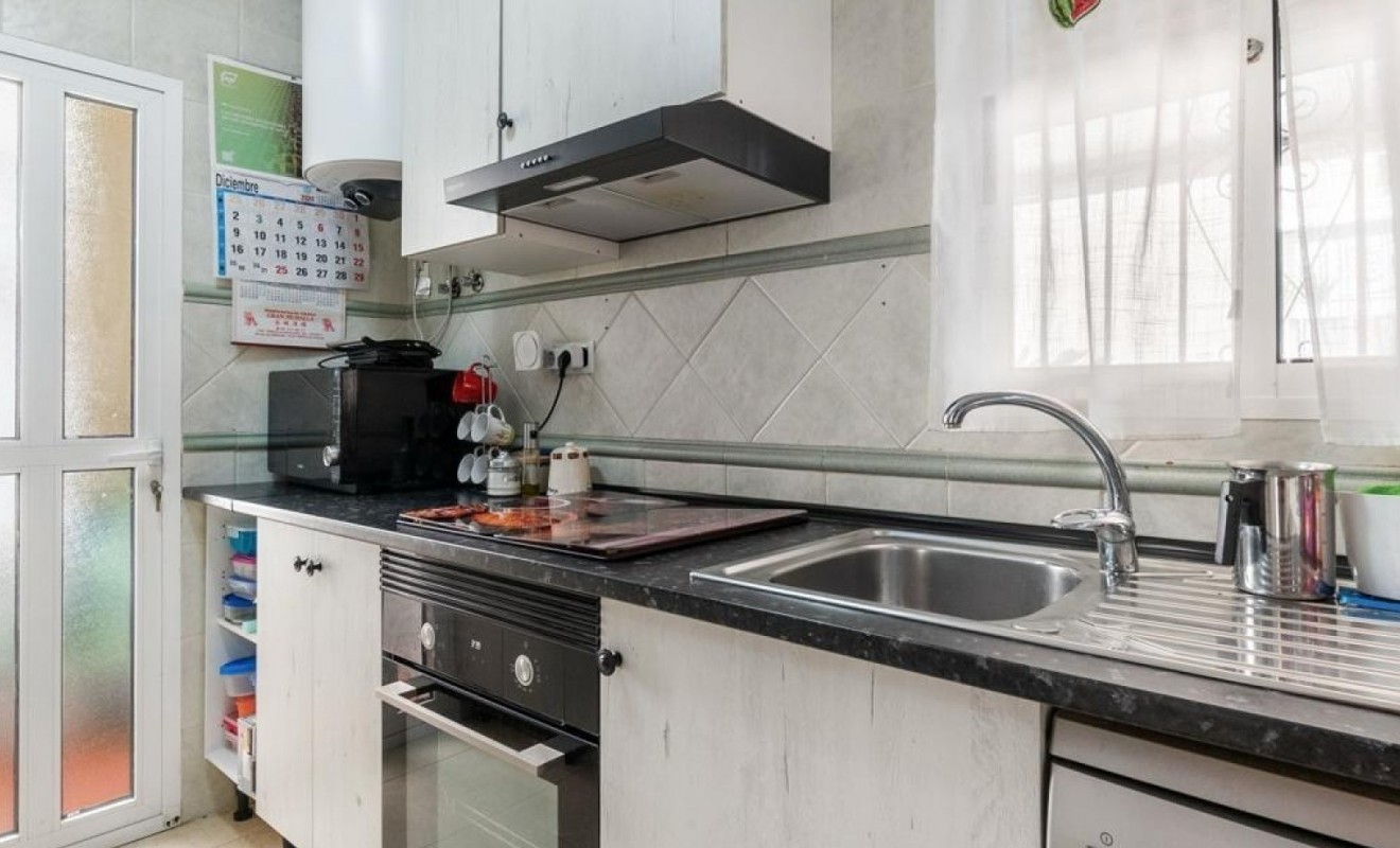 Wederverkoop - Detached villa - Orihuela Costa - Villamartín