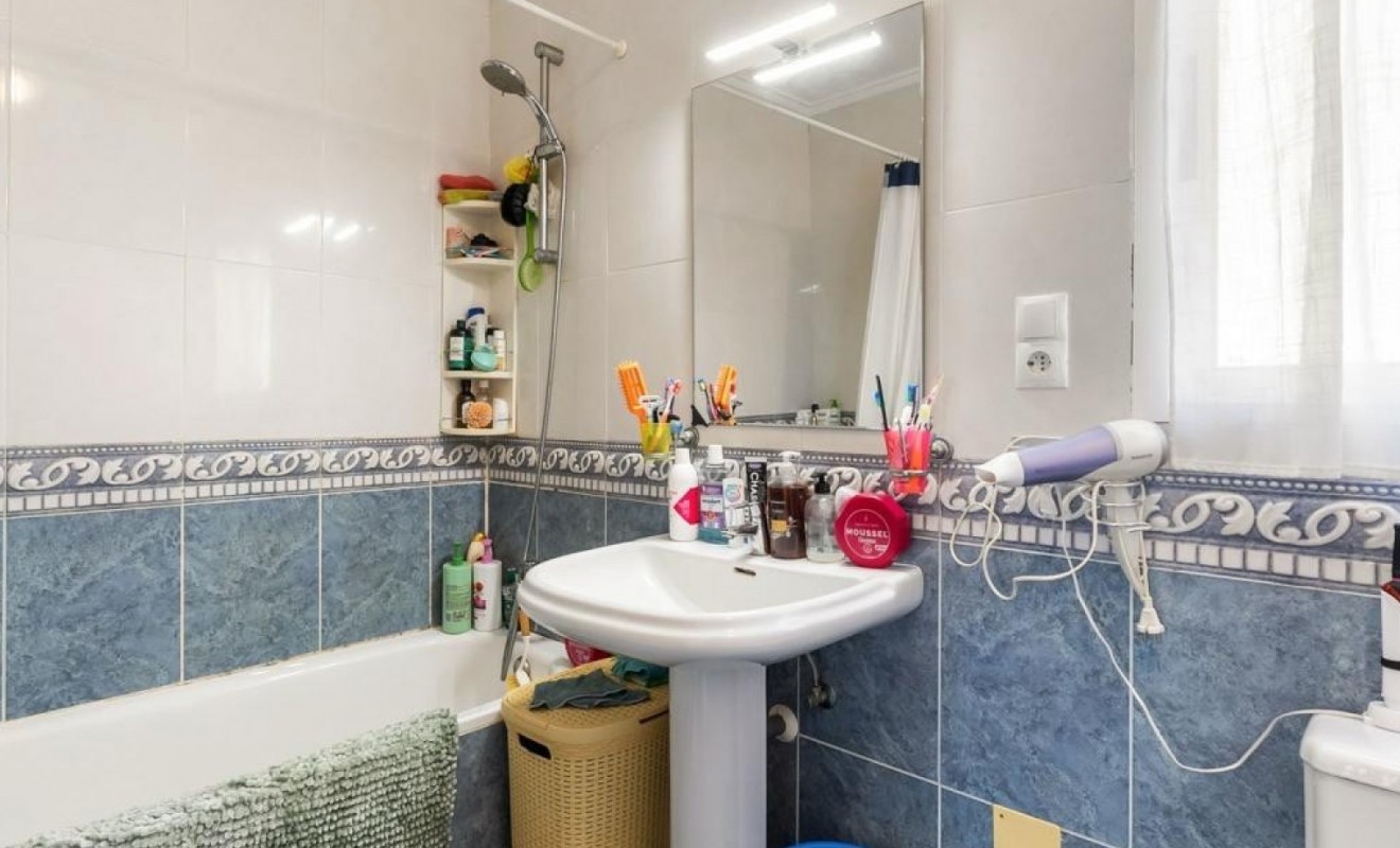 Wederverkoop - Detached villa - Orihuela Costa - Villamartín