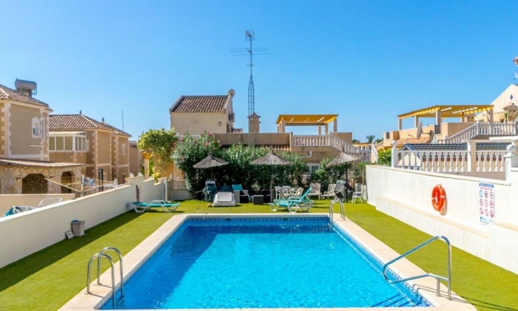 Wederverkoop - Detached villa - Orihuela Costa - Villamartín
