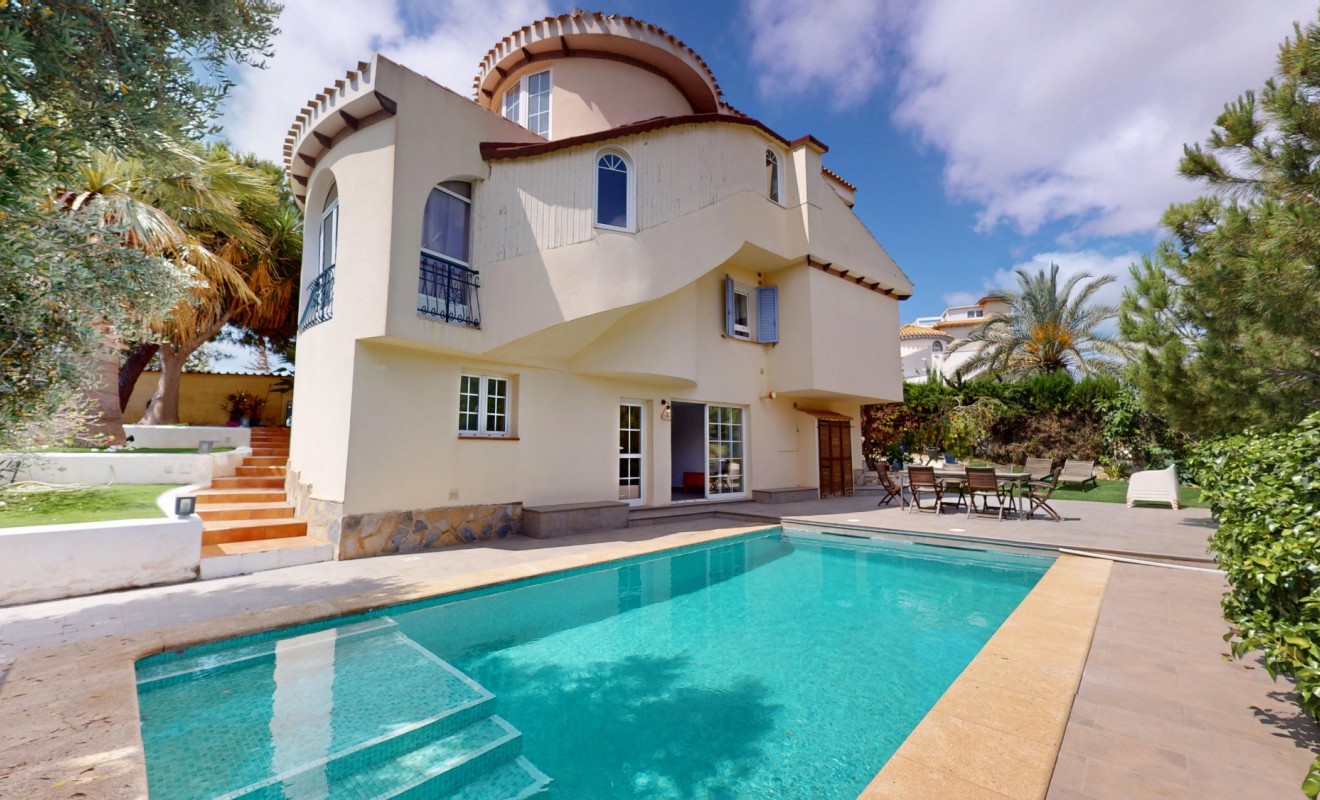 Wederverkoop - Villa - Orihuela Costa - La Zenia