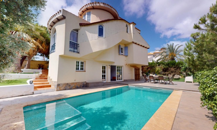 Wederverkoop - Villa - Orihuela Costa - La Zenia