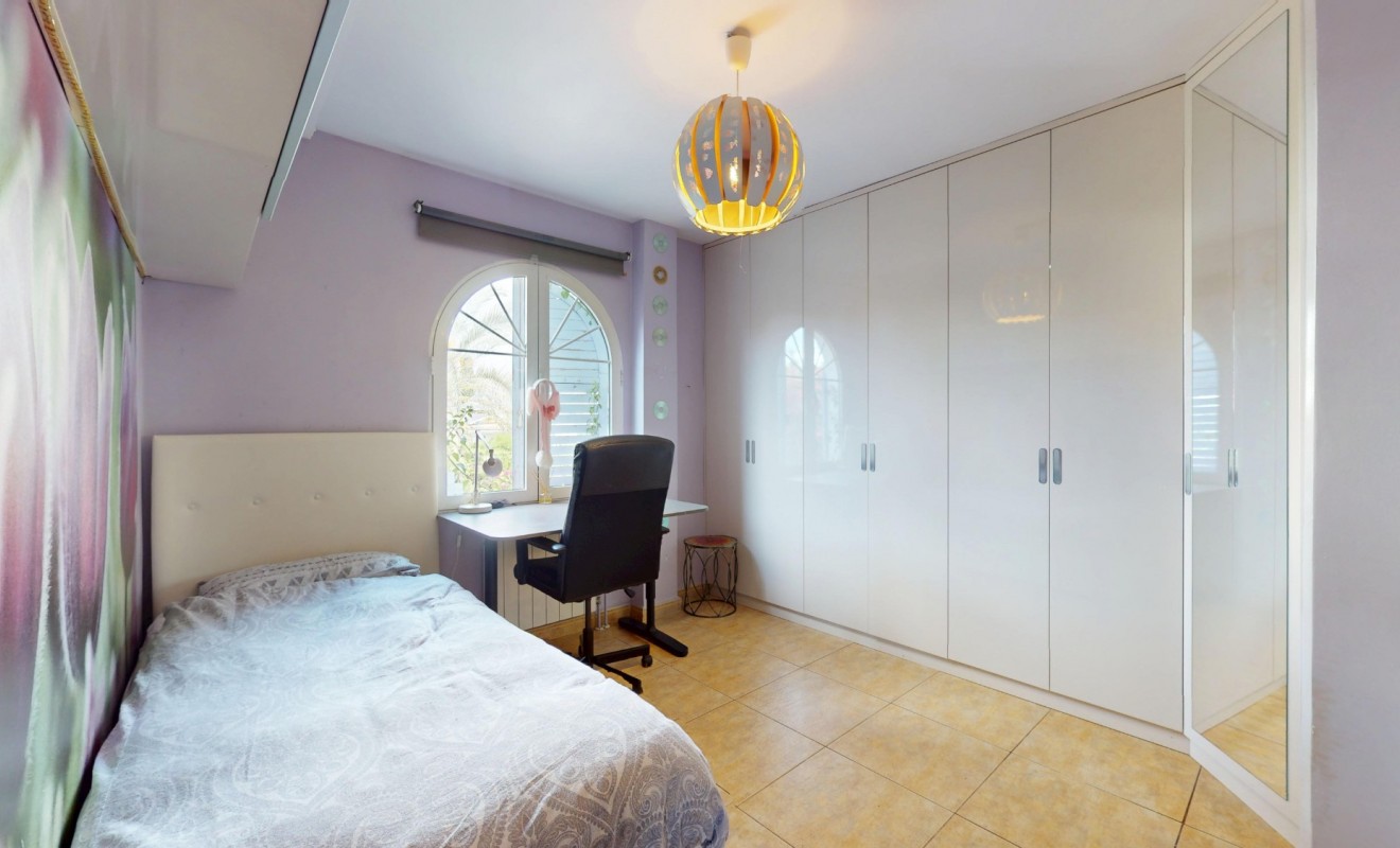 Wederverkoop - Villa - Orihuela Costa - La Zenia