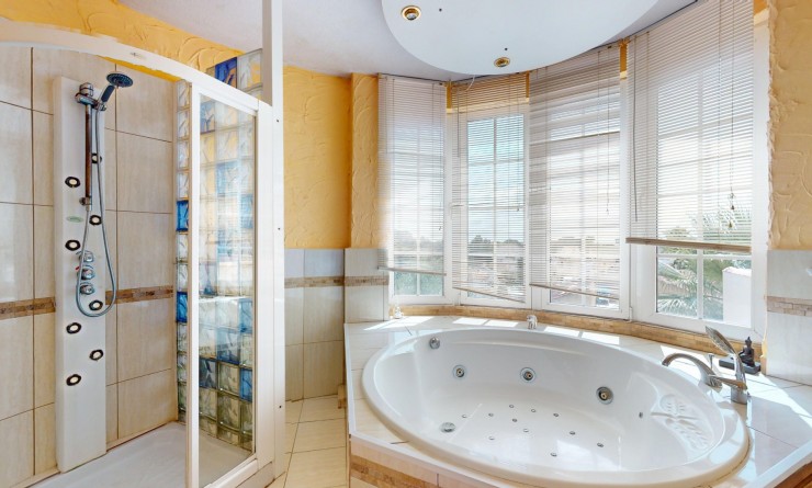 Wederverkoop - Villa - Orihuela Costa - La Zenia