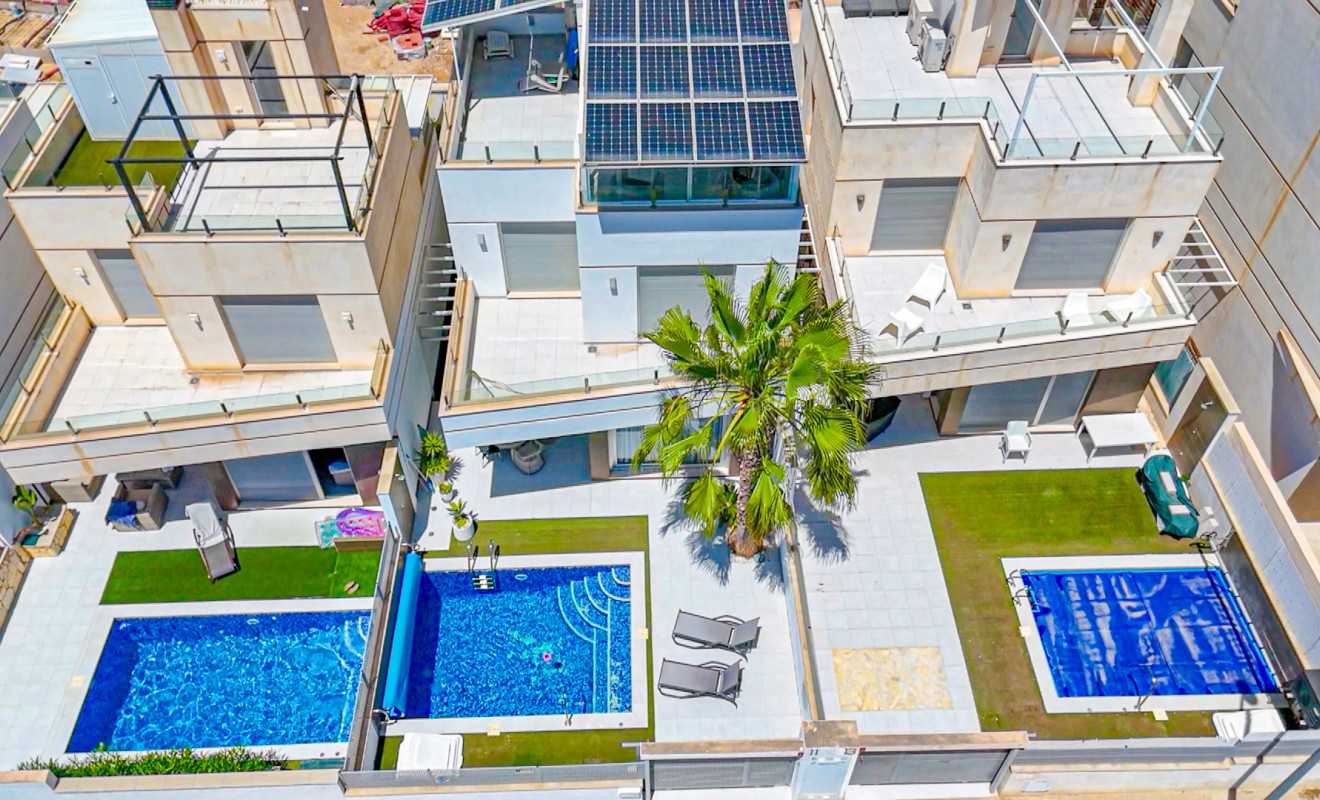 Sale - Villa - Orihuela Costa - Lomas de Cabo Roig