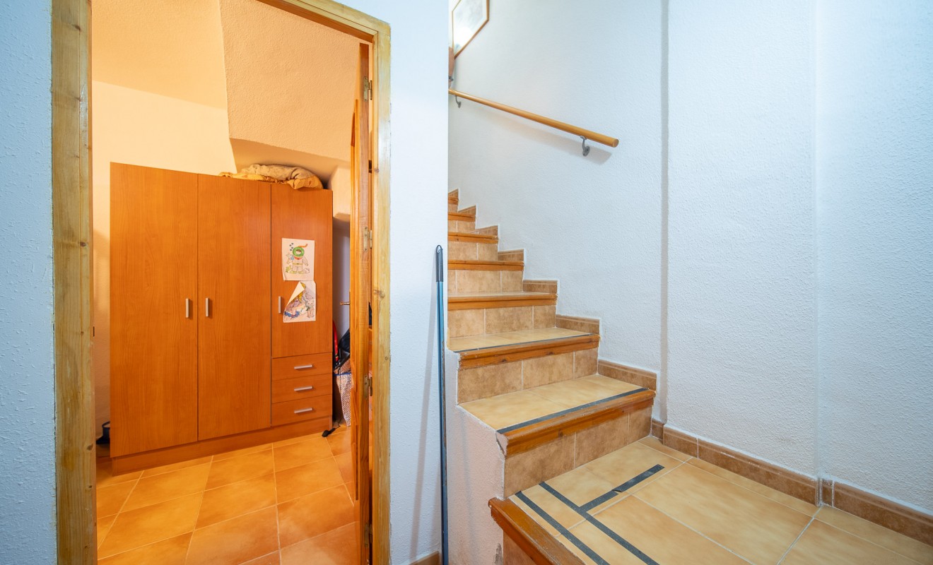 Sale - Casa de Pueblo - Torrevieja - La Mata