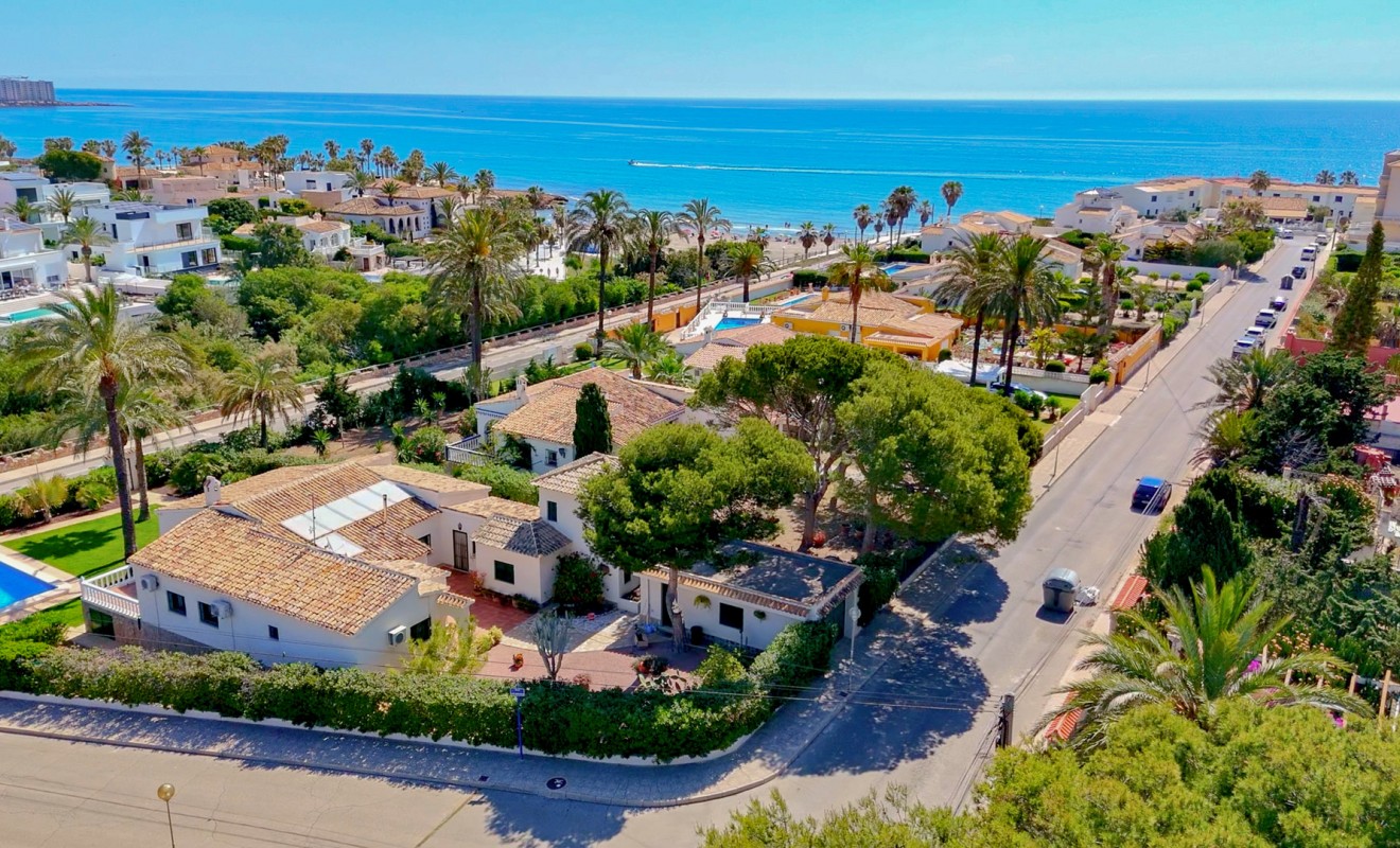 Wederverkoop - Villa - Orihuela Costa - Playa Flamenca