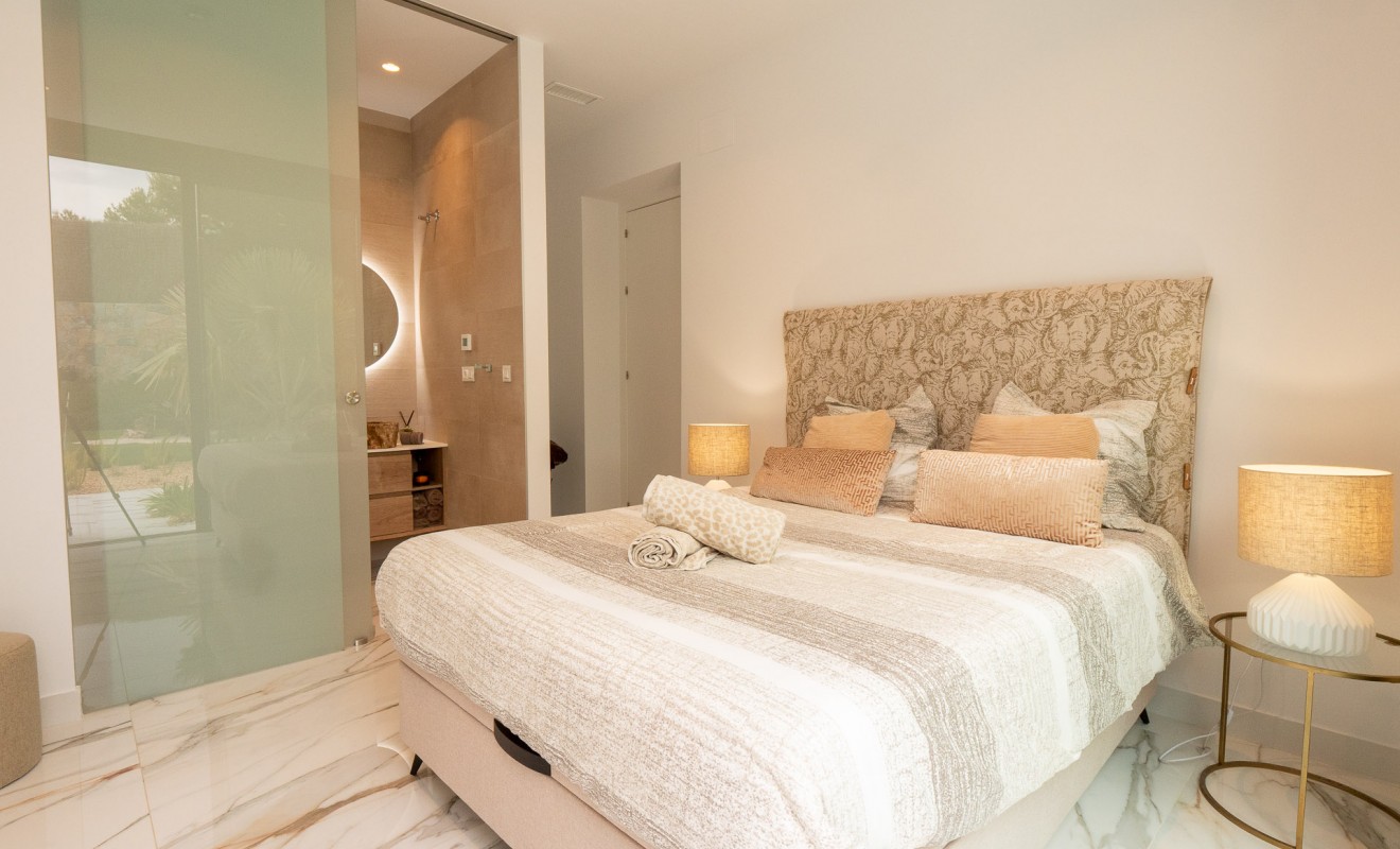 Sale - Villa - Orihuela Costa - Las Colinas Golf