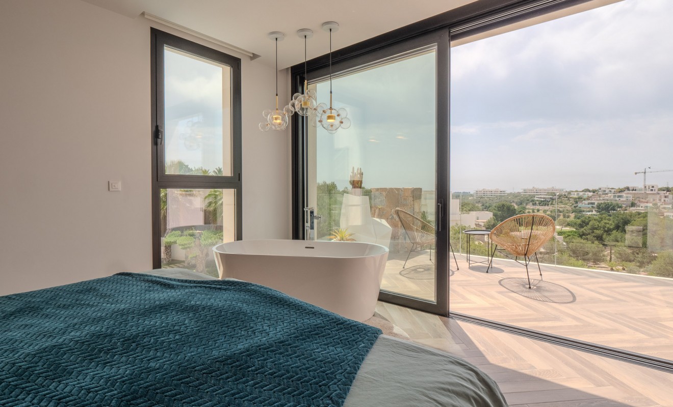 Sale - Villa - Orihuela Costa - Las Colinas Golf