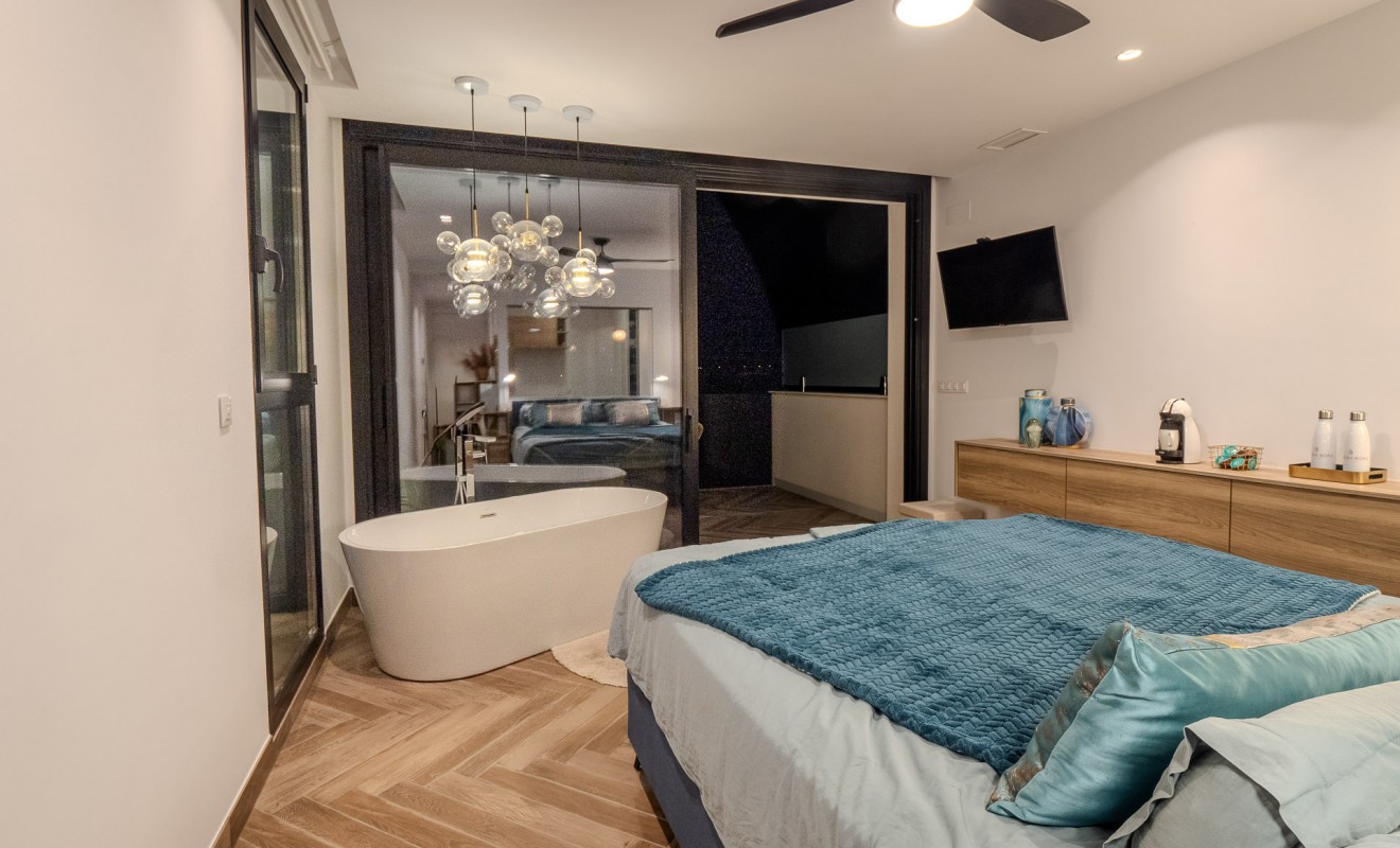 Sale - Villa - Orihuela Costa - Las Colinas Golf