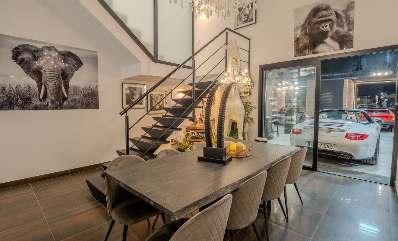 Sale - Villa - Orihuela Costa - Las Colinas Golf