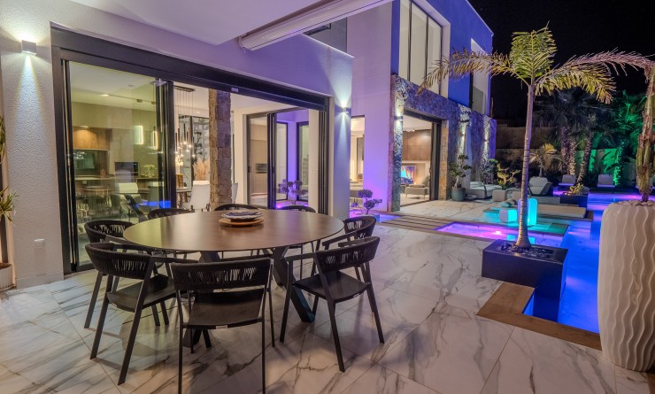 Sale - Villa - Orihuela Costa - Las Colinas Golf