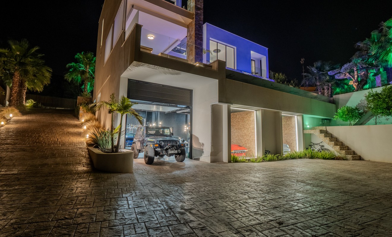 Sale - Villa - Orihuela Costa - Las Colinas Golf