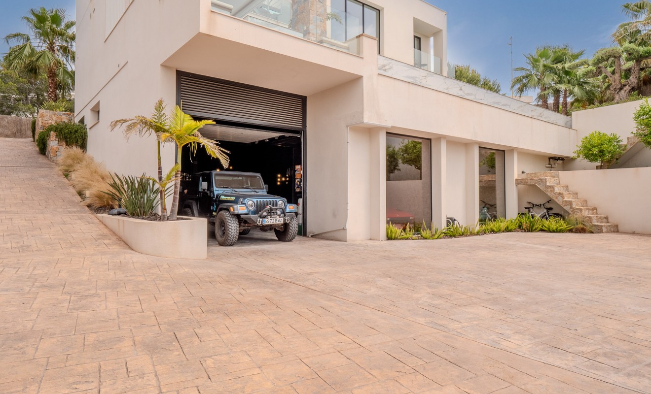 Sale - Villa - Orihuela Costa - Las Colinas Golf