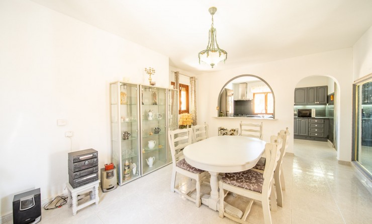 Sale - Villa - Orihuela Costa - Las Filipinas