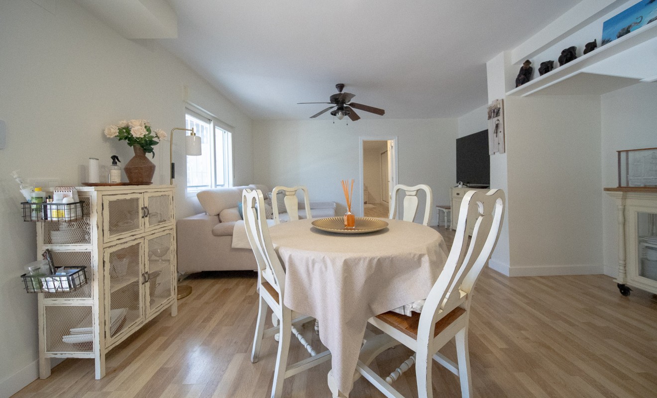 Wederverkoop - Villa - Torrevieja - Los balcones