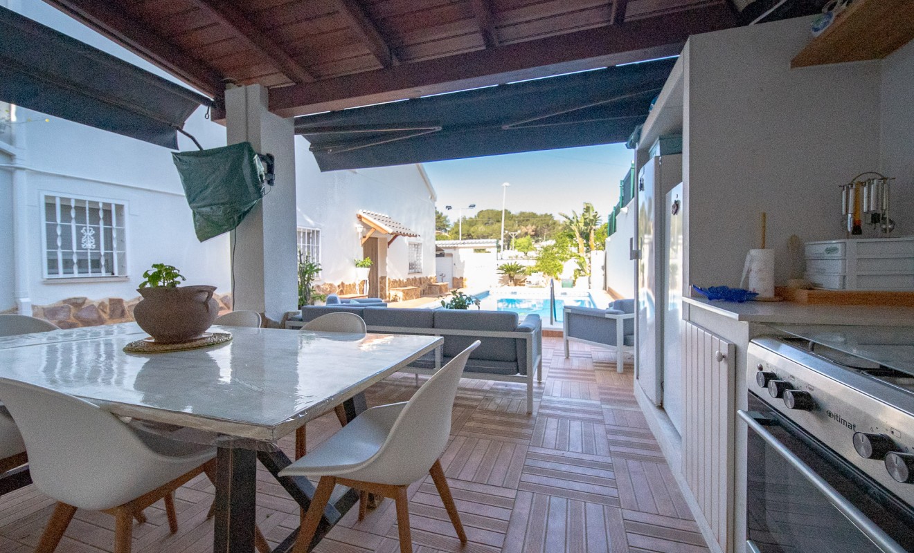 Wederverkoop - Villa - Torrevieja - Los balcones