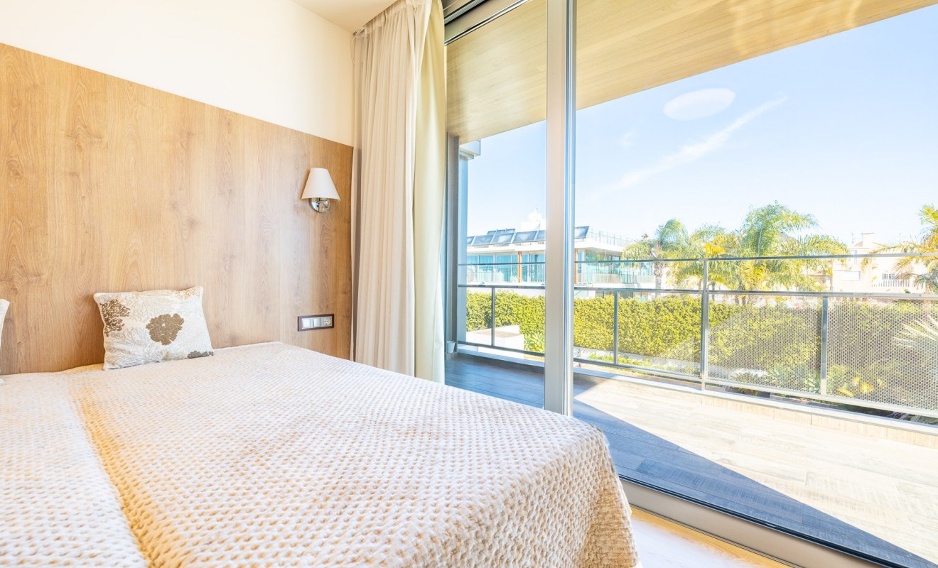 Revente - Villa - Orihuela Costa - La Zenia