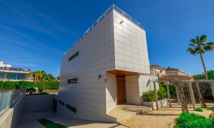 Revente - Villa - Orihuela Costa - La Zenia