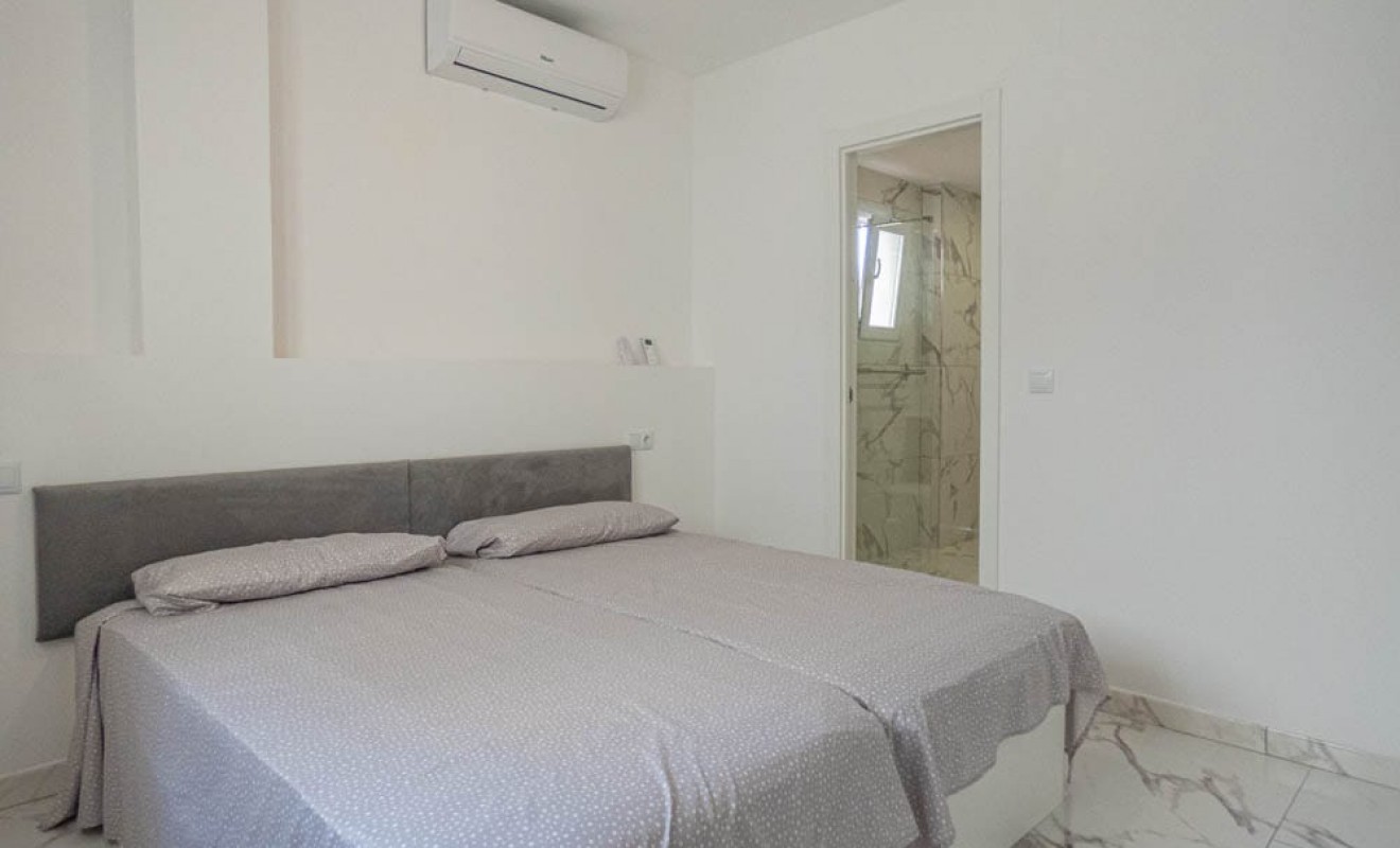 Sale - Apartamento - Orihuela Costa - Villamartín