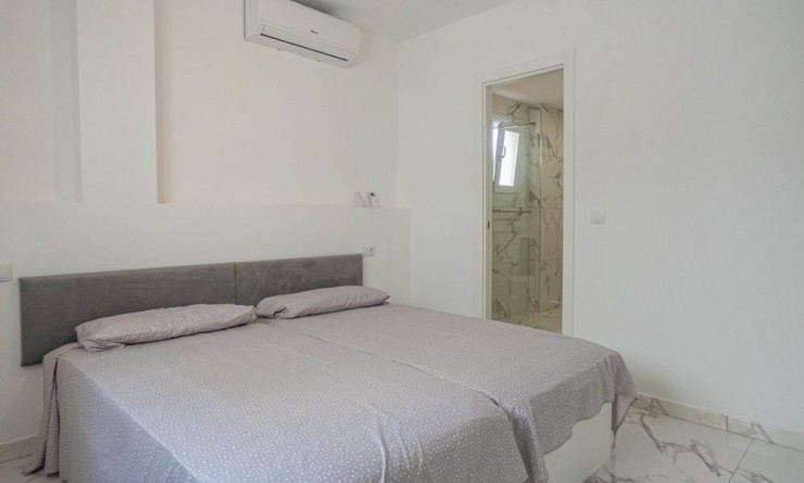 Sale - Apartamento - Orihuela Costa - Villamartín