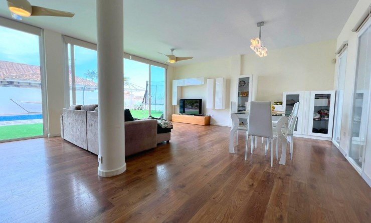 Wederverkoop - Villa - La marina - La Marina / El Pinet