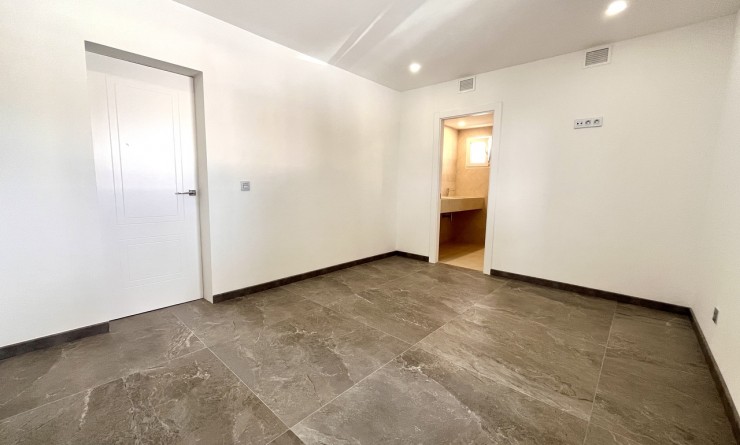 Sale - Villa - Los Balcones