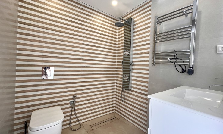 Sale - Villa - Los Balcones