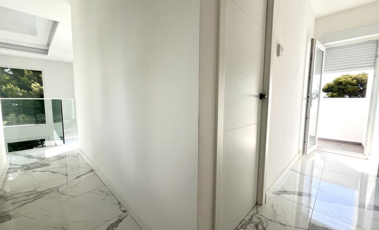 Sale - Villa - Los Balcones