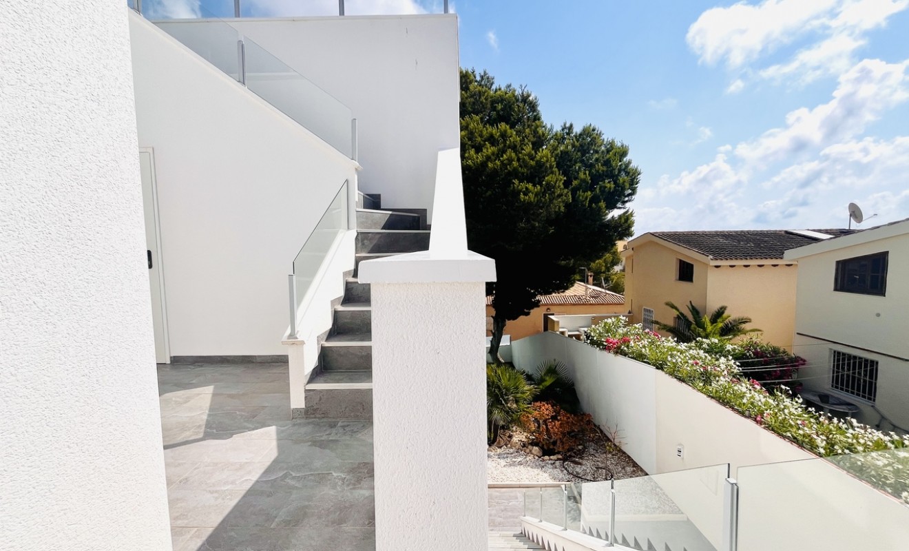 Sale - Villa - Los Balcones