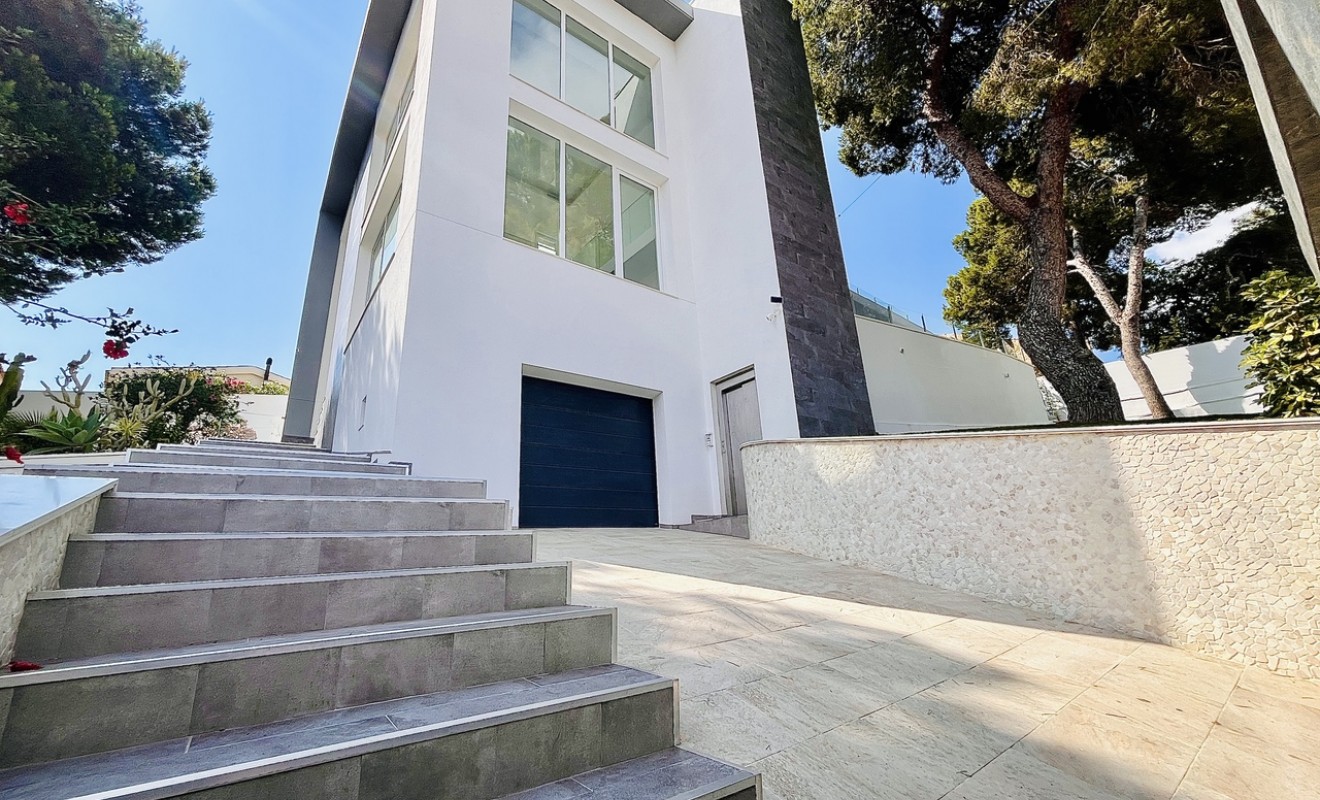 Sale - Villa - Los Balcones