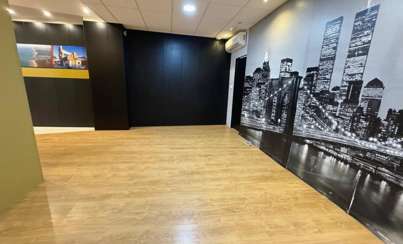 Sale - Commercial Unit - Guardamar del Segura - Guardamar del Seguras*