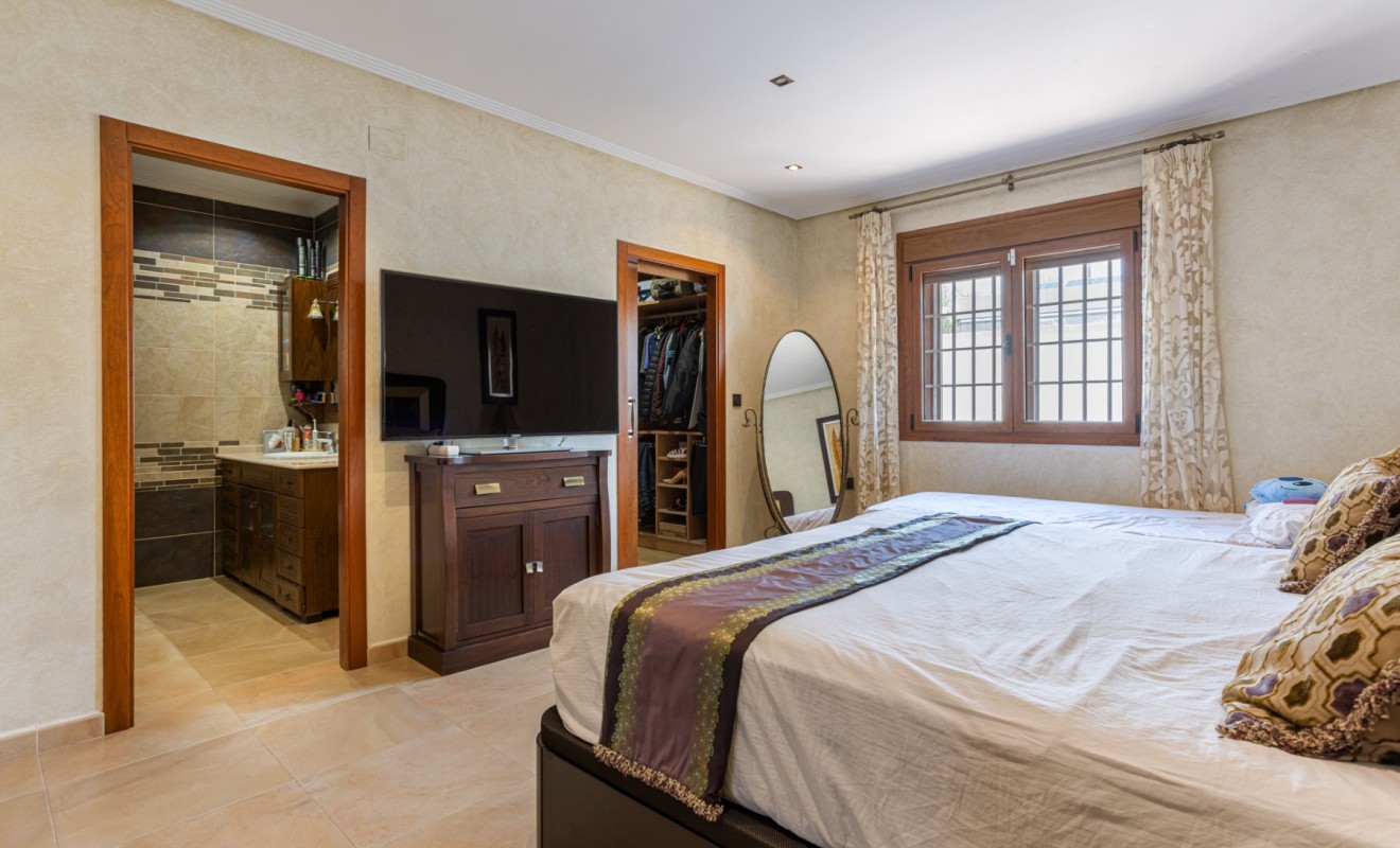 Sale - Detached villa - Los Montesinos - La herrada