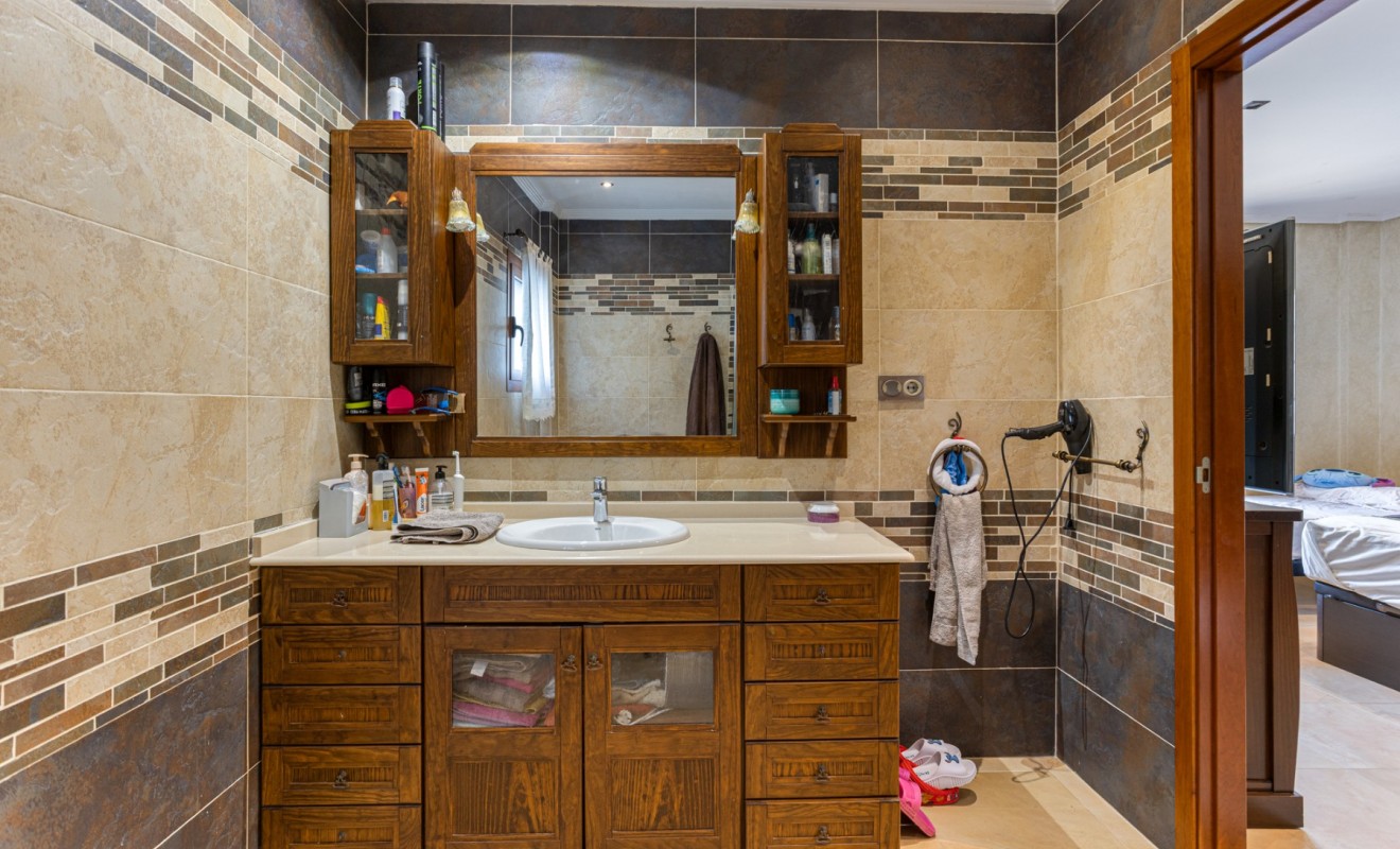 Sale - Detached villa - Los Montesinos - La herrada