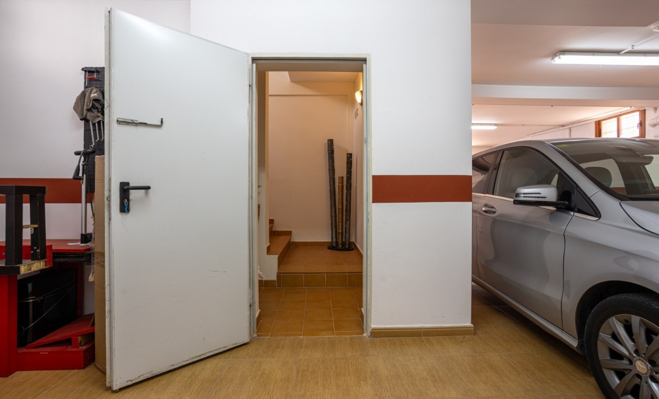 Sale - Detached villa - Los Montesinos - La herrada