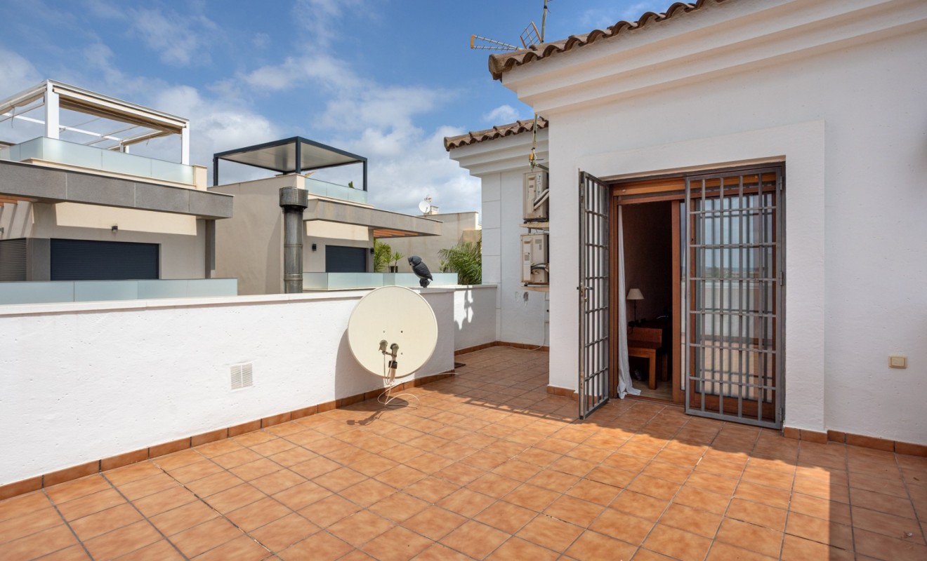 Sale - Detached villa - Los Montesinos - La herrada