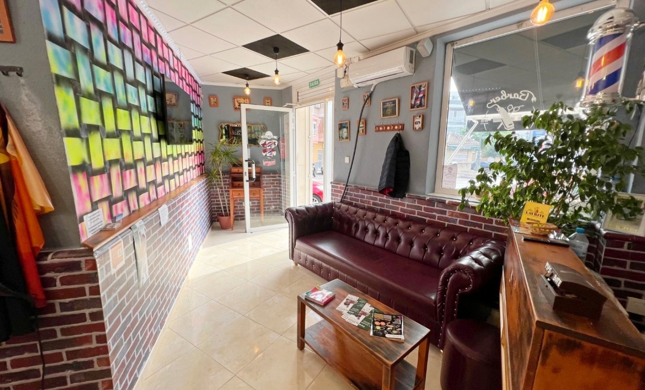 Revente - Commercial Unit - Guardamar del Segura