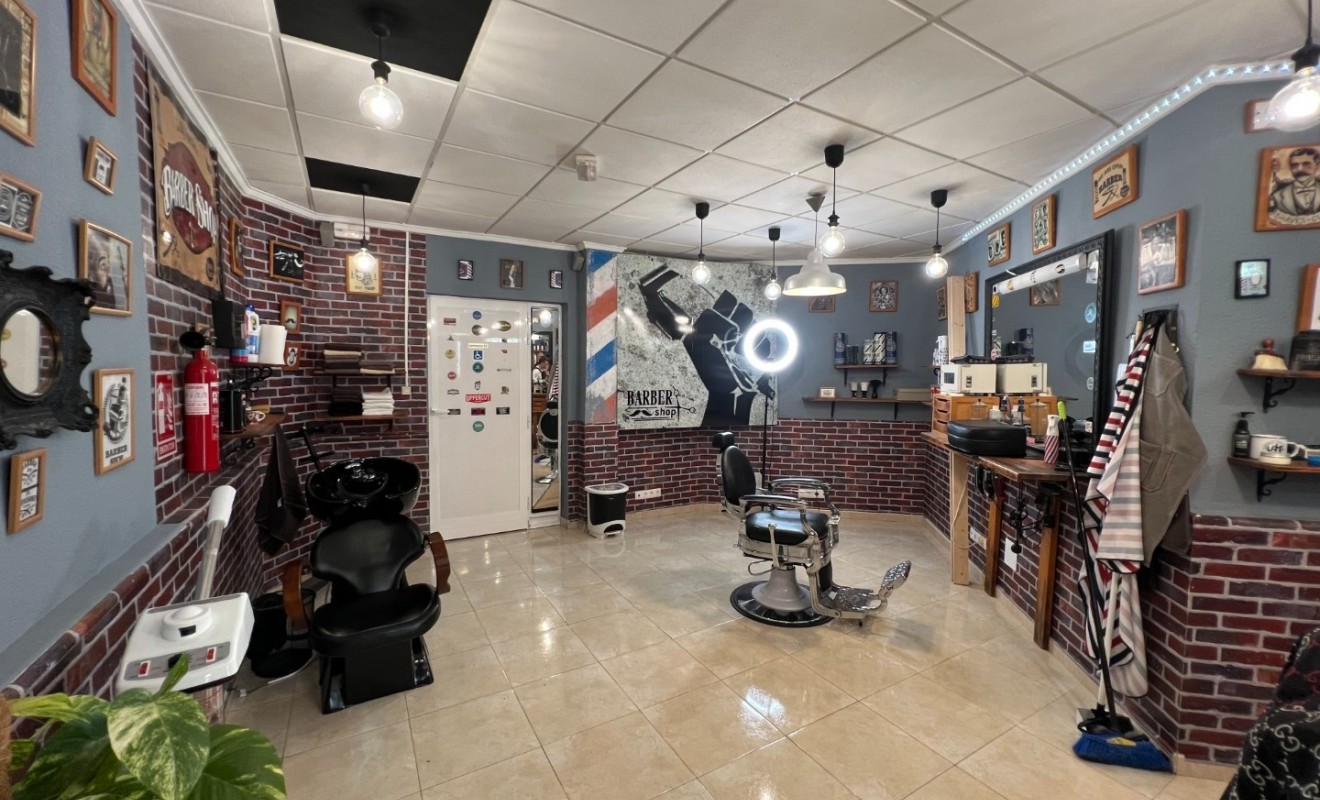 Revente - Commercial Unit - Guardamar del Segura