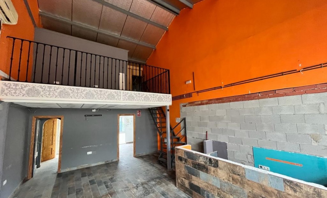 Sale - Commercial - Algorfa - La Finca Golf Resort