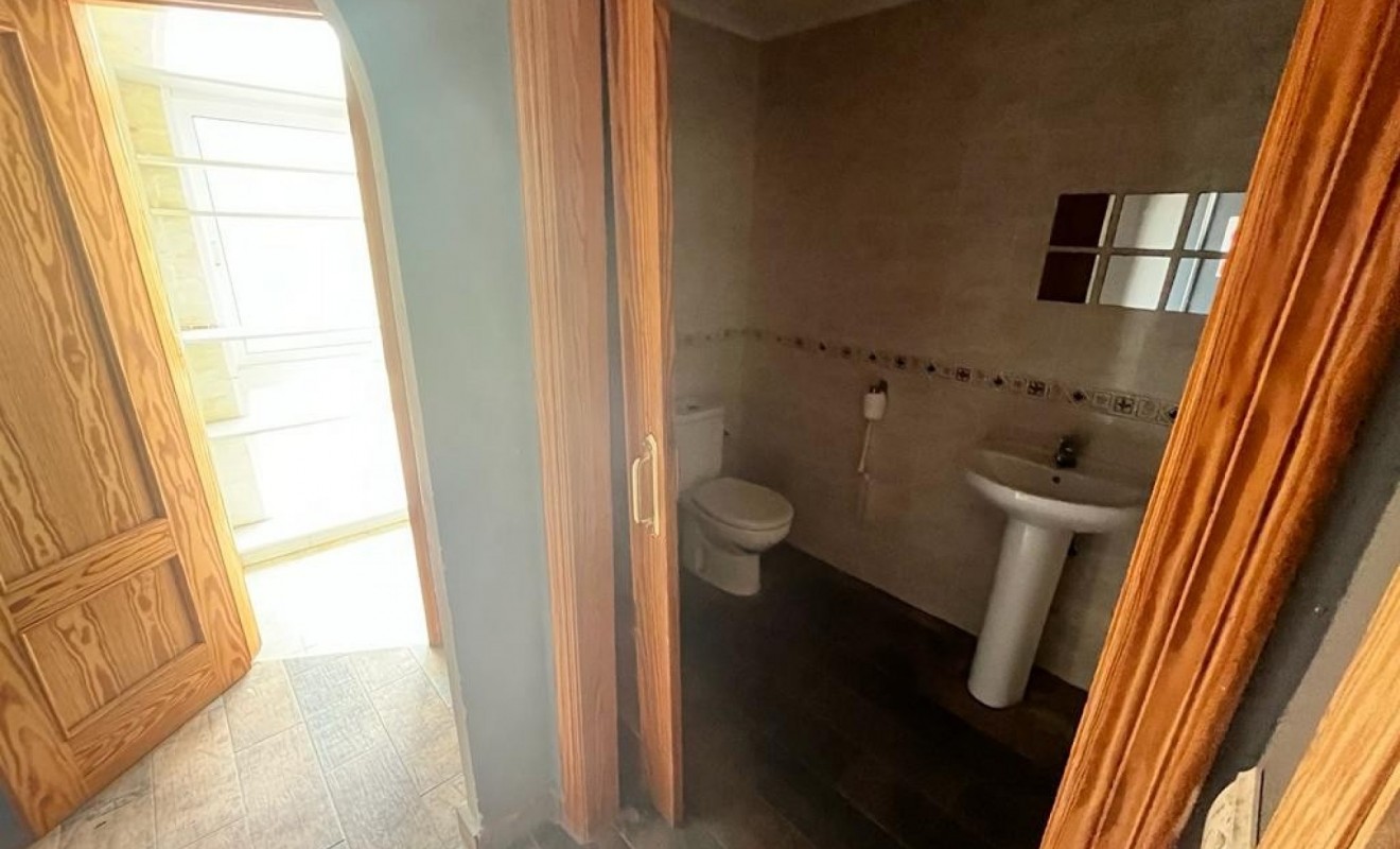 Sale - Commercial - Algorfa - La Finca Golf Resort