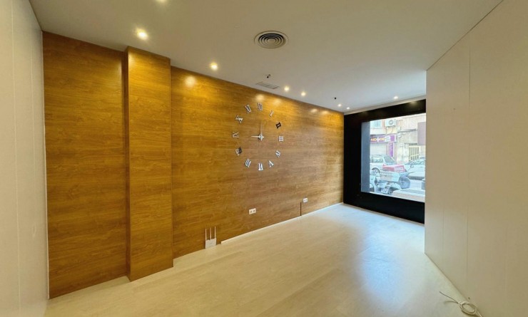 Sale - Commercial - Guardamar del Segura - Centro