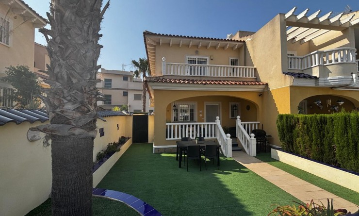 Sale - Townhouse - Ciudad Quesada